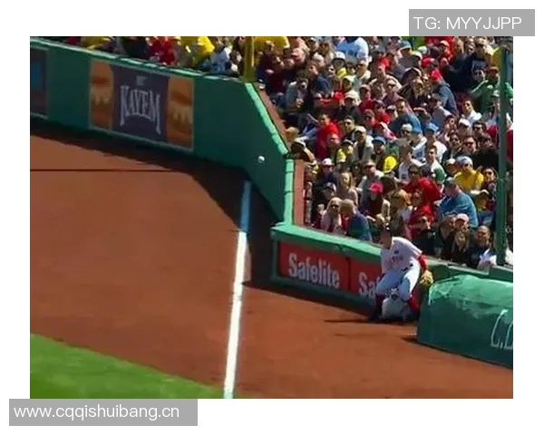 球星社媒互动揭秘：这些有趣的瞬间展现了他们另一面